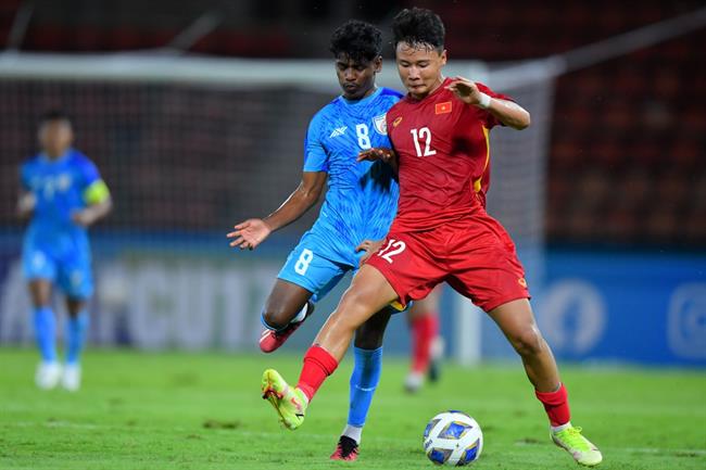 HLV Hoàng Anh Tuấn thừa nhận U17 Việt Nam bị căng cứng tâm lý 1