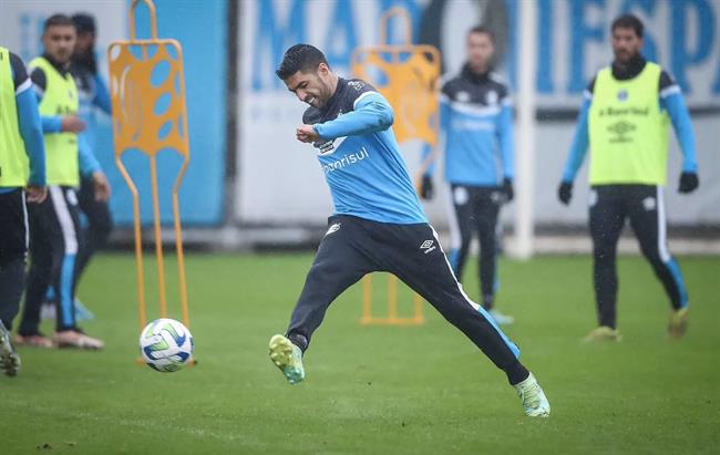 Suarez sắp treo giày, vỡ mộng tái hợp Messi tại Inter Miami 1