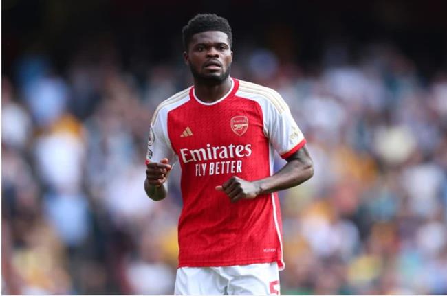 CLB a Rap Xe ut chi 40 trieu euro cho mua Thomas Partey 