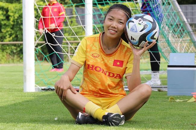 Huỳnh Như tập giáo án riêng, tích cực phục hồi chấn thương