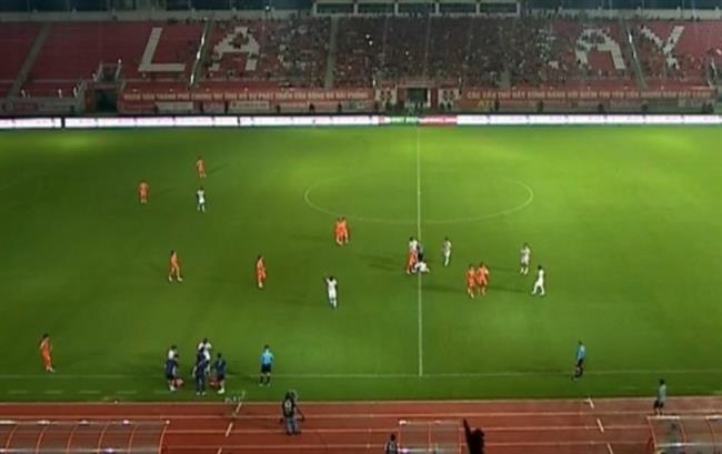 Sân Lạch Tray San Lach Tray