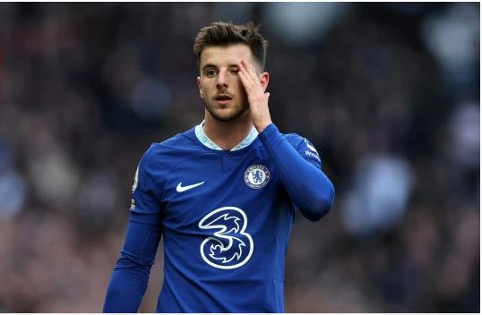 MU se noi lai dam phan vu Mason Mount