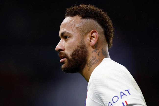 Tin bóng đá sáng 88 Neymar ngầm xác nhận ở lại PSG 1