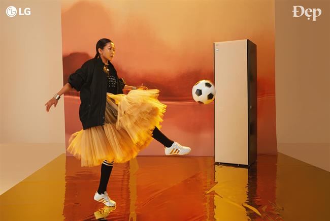 Huỳnh Như, Thanh Nhã gây sốt với bộ ảnh cực chất trên tạp chí 6