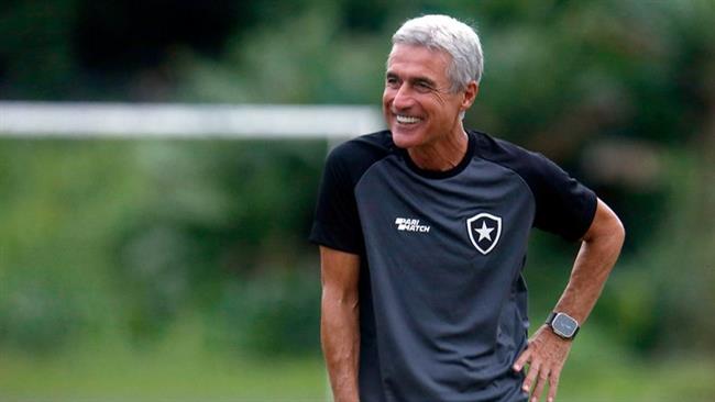 Hé lộ danh tính HLV mới tại đội bóng của Ronaldo