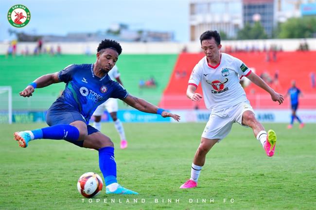 BXH V.League 2023 sau giai đoạn 1: HAGL đua trụ hạng