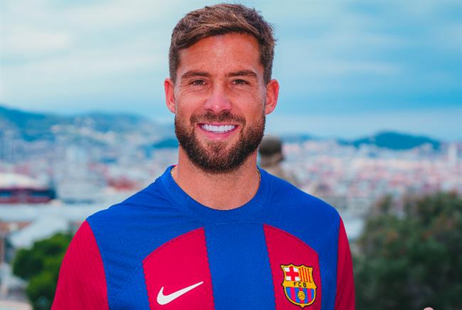 Điểm tin bóng đá tối 22/2: Barca gia hạn với Inigo Martinez