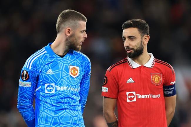 Bruno Fernandes làm đồng đội với David De Gea trong màu áo mới