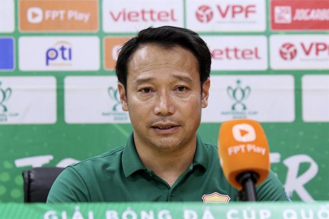 HLV Vũ Hồng Việt CLB Nam Định còn VLeague để hy vọng 1