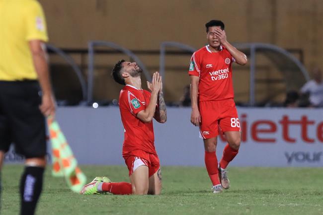 Ngoại binh tỏa sáng, CLB Viettel chọc thủng lưới Nam Định FC
