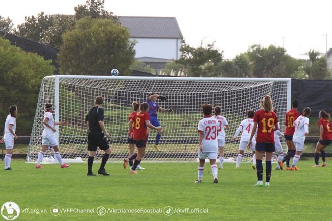 ĐT nữ Việt Nam nhận kết quả thua đậm trước ĐT nữ Tây Ban Nha. Ảnh: VFF dT nu Viet Nam nhan ket qua thua dam truoc dT nu Tay Ban Nha. anh: VFF