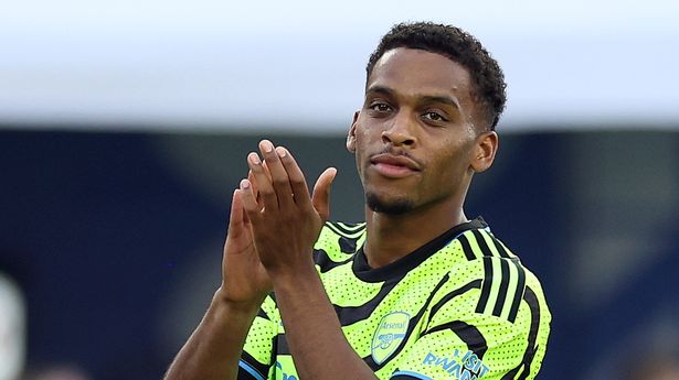 Tân binh Jurrien Timber nói gì sau trận ra mắt Arsenal?