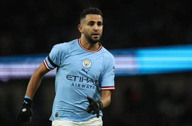 Man City bán Riyad Mahrez với giá 34,7 triệu bảng
