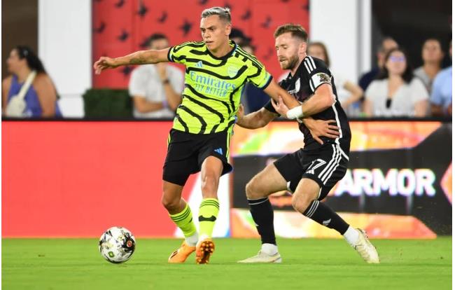 Mikel Arteta cập nhật chấn thương của Leandro Trossard