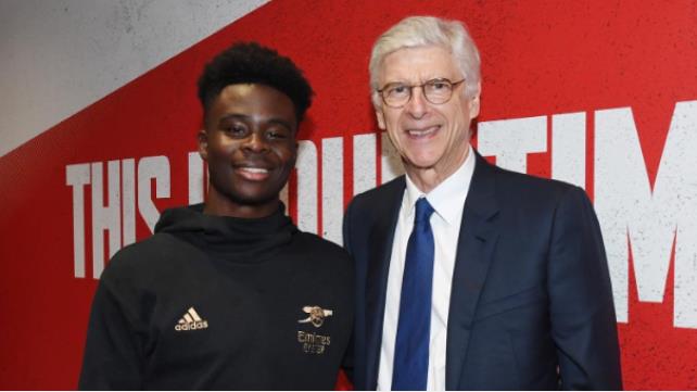 HLV Wenger noi ve Saka