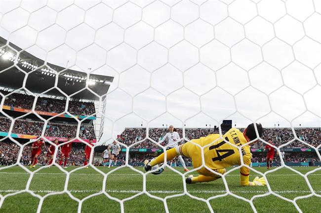 Alex Morgan không còn tiếc quả penalty hỏng ăn ở trận gặp ĐT nữ Việt Nam 1