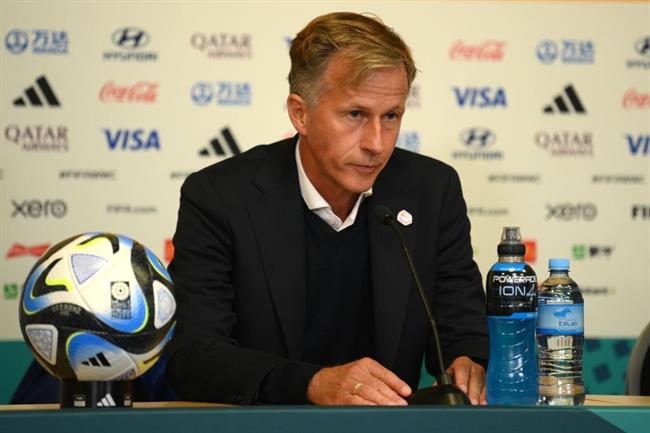 HLV Hà Lan cảnh giác trước đội tuyển nữ Việt Nam