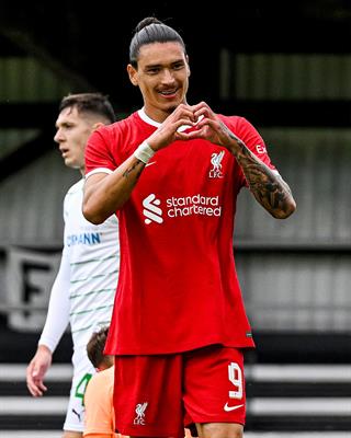 HLV Klopp thừa nhận Liverpool bị vắt kiệt sức bởi lịch giao hữu 1 HLV Klopp thừa nhận Liverpool bị vắt kiệt sức bởi lịch giao hữu 1