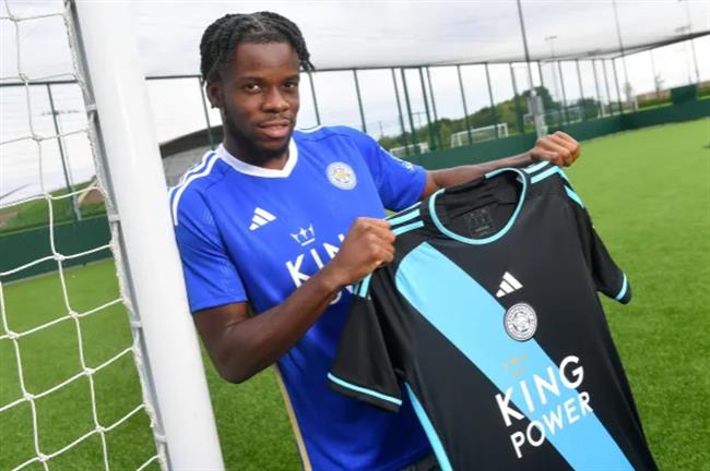 Stephy Mavididi chinh thuc cap ben Leicester