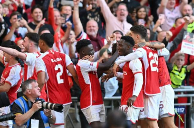 Arsenal gianh Sieu cup nuoc Anh 2023