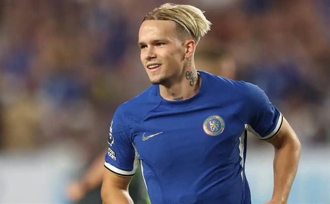 Chelsea công bố số áo mùa 2023/24: Mudryk lĩnh số 10, số 9 bị bỏ trống