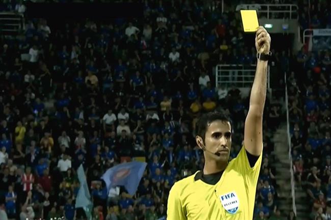 Thẻ phạt trong bóng đá là gì Các loại thẻ phạt trong bóng đá 2 Thẻ phạt trong bóng đá là gì Các loại thẻ phạt trong bóng đá 2