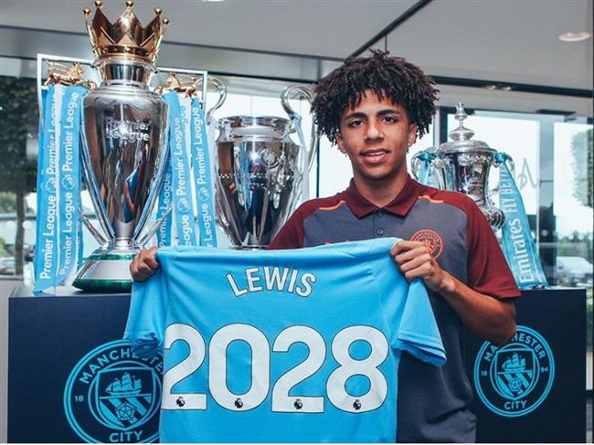 man-city-rico-lewis-hop-dong-moi