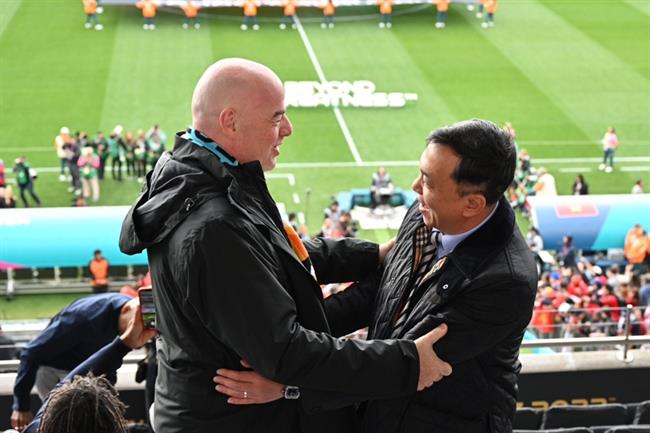 Chủ tịch VFF dự khán trận chung kết World Cup nữ