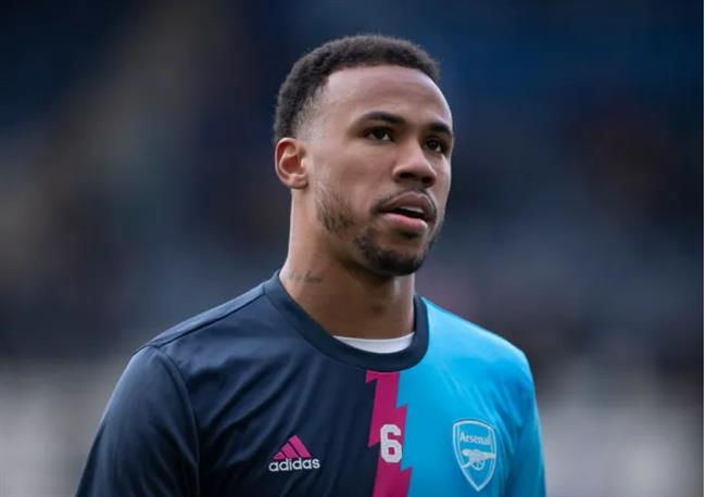 Arsenal van co the ban Gabriel Magalhaes 