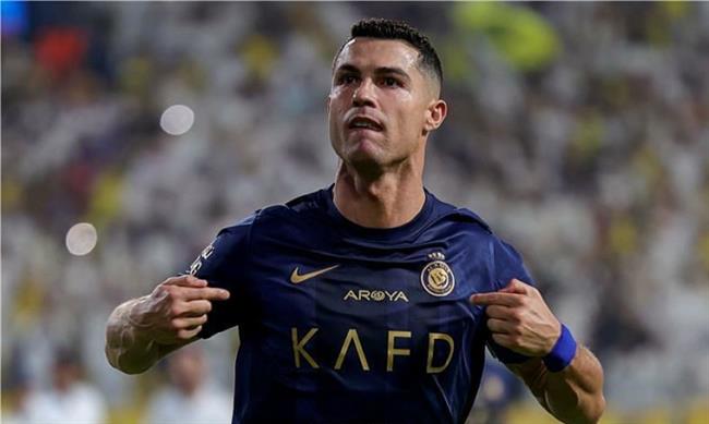 Ronaldo lần đầu nằm ngoài danh sách đề cử QBV sau 20 năm