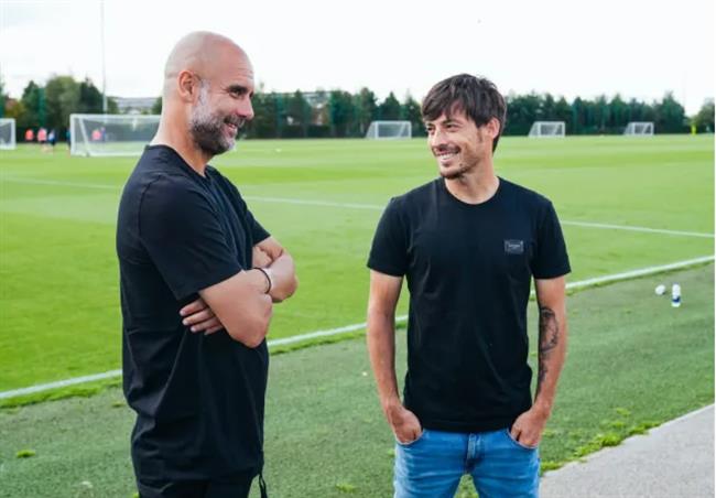 David Silva has been linked with a move to Manchester City
