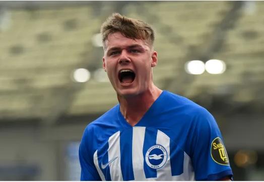 Evan Ferguson dang choi rat tot