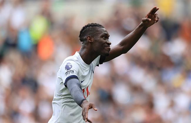 Arsenal muốn gây sốc với Yves Bissouma