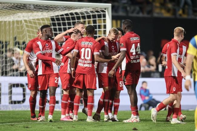 Nhận định Barcelona vs Antwerp (02h00 ngày 209) Ra quân tưng bừng 2