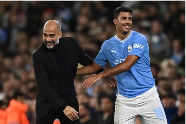 Man City mất ba cầu thủ quan trọng trước Arsenal