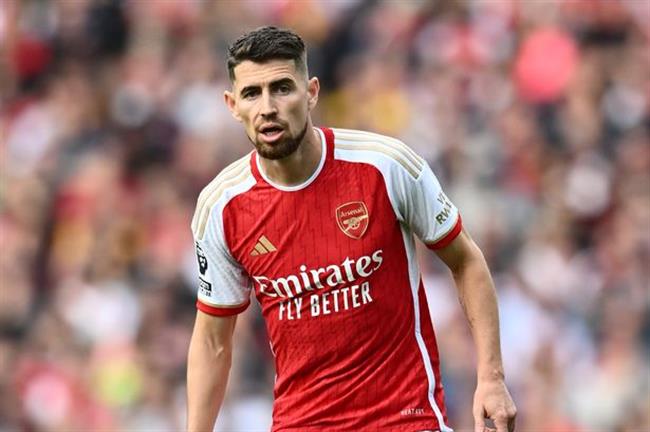 Huyền thoại Arsenal chia sẻ về sai lầm của Jorginho