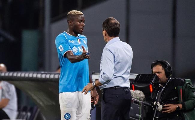 HLV Napoli nói gì về vụ lùm xùm của Osimhen?