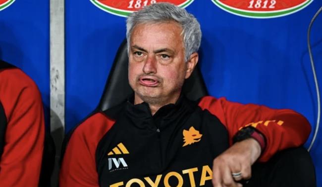 Mourinho bi CdV AS Roma la o sau tran thua tham hai