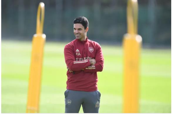 Mikel Arteta mạo hiểm với 3 trụ cột