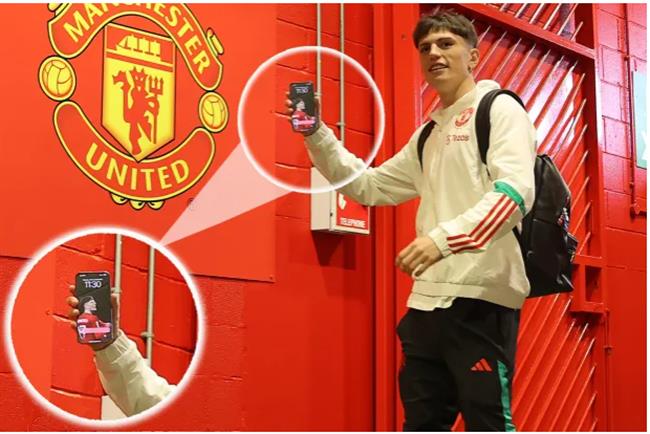 Alejandro Garnacho thay hình nền điện thoại 