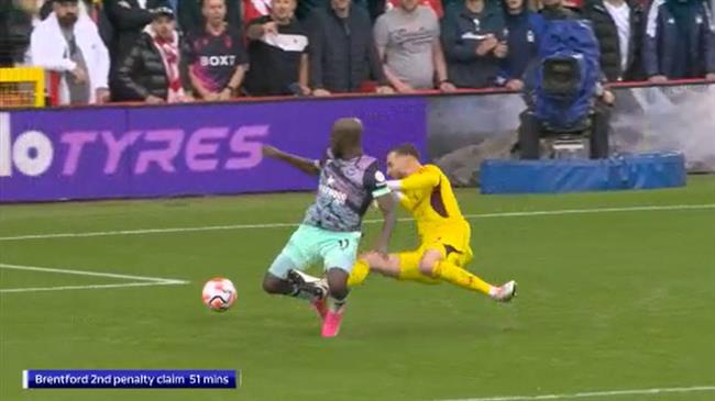 VAR tiếp tục gây tranh cãi lớn ở trận đấu tại Premier League 2 VAR tiếp tục gây tranh cãi lớn ở trận đấu tại Premier League 2