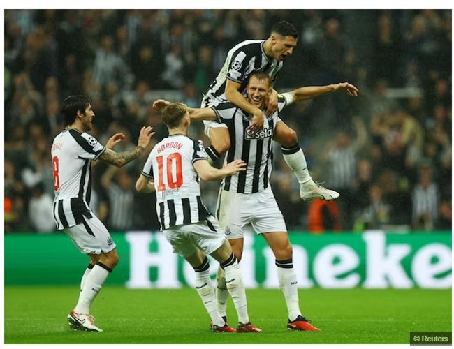 Nhận định West Ham vs Newcastle (20h00 ngày 810) Cản bước tiến của Chích chòe 2