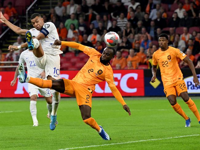 Nhận định Hy Lạp vs Hà Lan (01h45 ngày 1710) “Cơn lốc cam” vượt khó 2