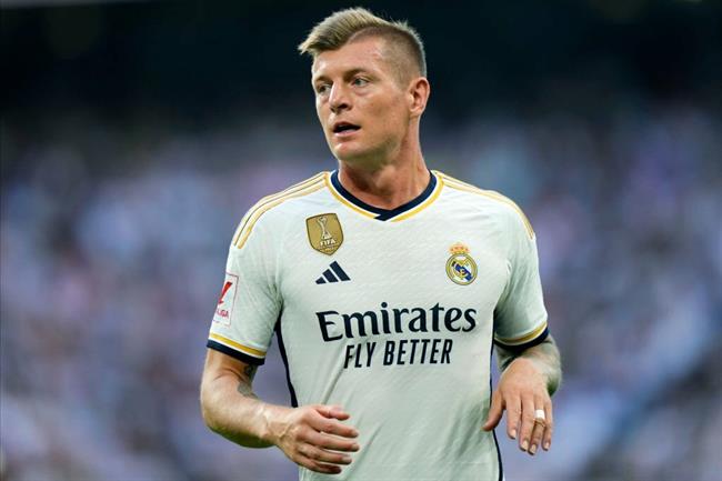 Toni Kroos phản ứng ra sao khi bị CĐV Saudi Arabia la ó?