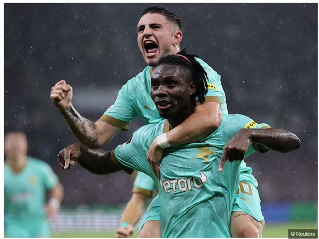 Nhận định Roma vs Slavia Praha (02h00 ngày 2710) Đại chiến vì ngôi đầu 2