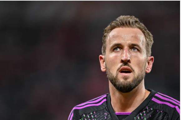 Michael Owen cho rang Harry Kane da sai khi roi Tottenham de den Bayern Munich