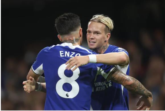 Đây! Lý do Mykhailo Mudryk và Enzo Fernandez vắng mặt trước Brentford