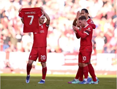 Bố mẹ Luis Diaz bị bắt cóc, Jurgen Klopp phản ứng thế nào 1