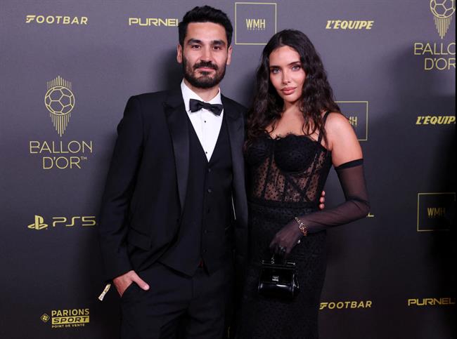 Vợ chồng Gundogan thất vọng với cách hành xử của Barcelona