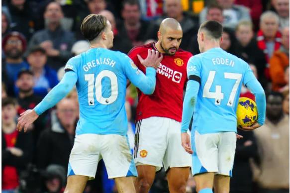 Sofyan Amrabat bị chỉ trích dữ dội sau trận thua Man City 1